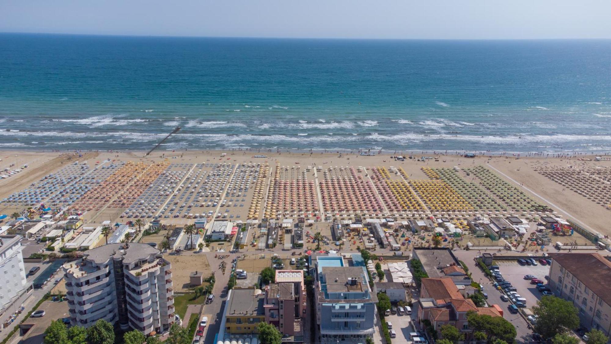 Hotel Sans Souci Rimini Exterior foto